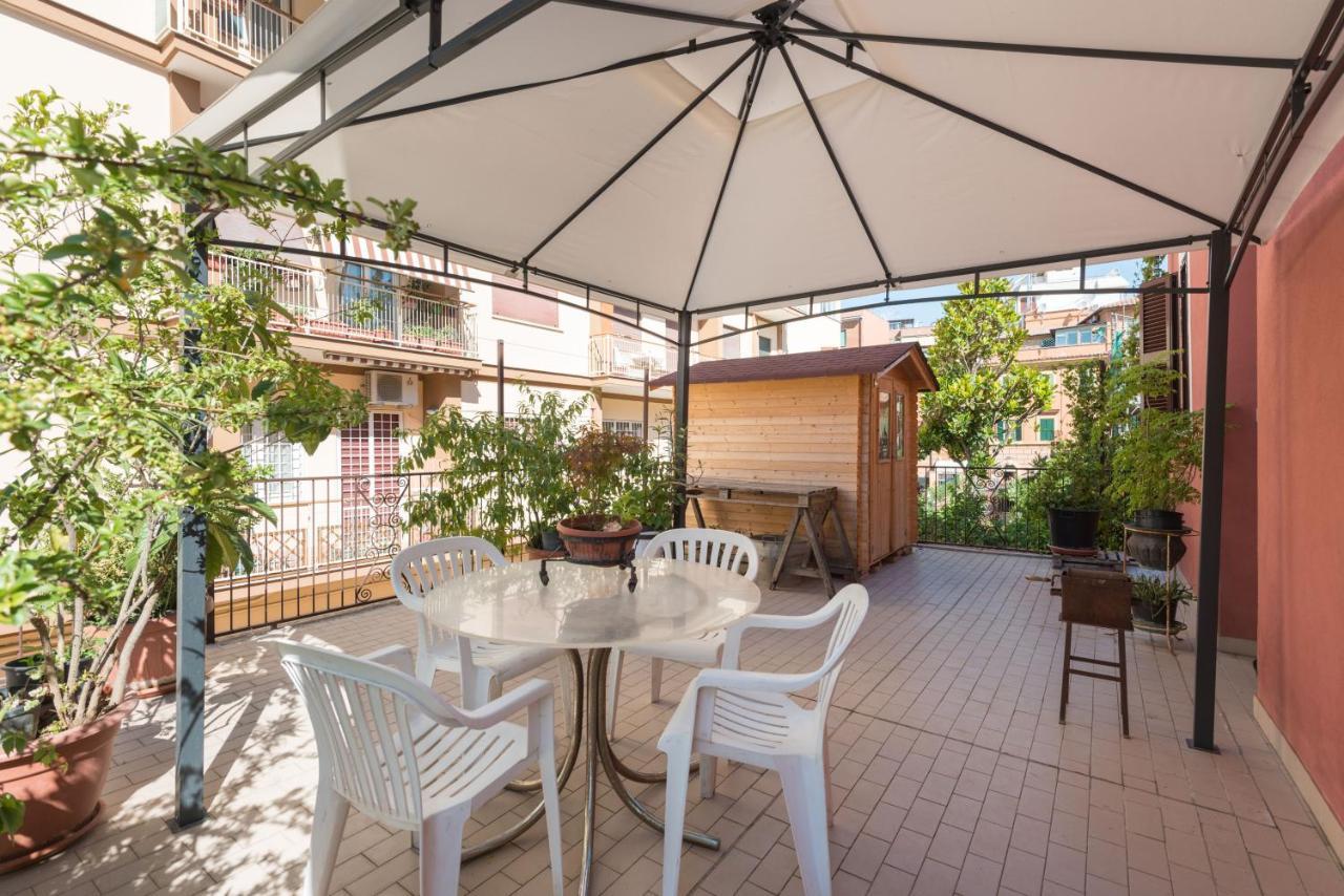 Cornelia Penthouse Bed and Breakfast Rom Exteriör bild